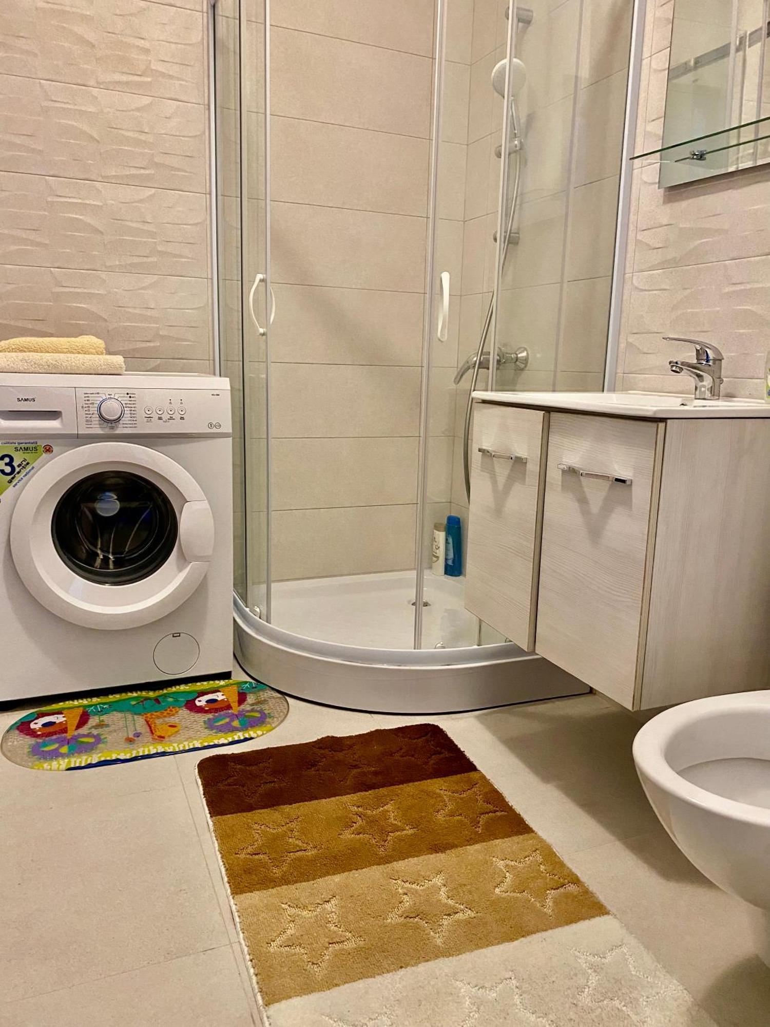Apartament Garsoniera Trivale City Piteszti Zewnętrze zdjęcie